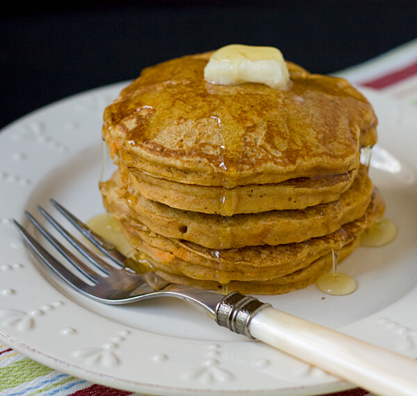 Pancakes με 3 υλικά χωρίς ζάχαρη (vegan)