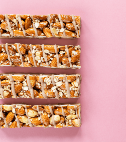 Μαλακές υγιεινές μπάρες με μήλο και αμυγδαλοβούτυρο