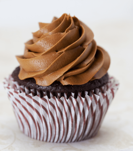 Σοκολατένια cupcakes με καφέ και βουτυρόκρεμα